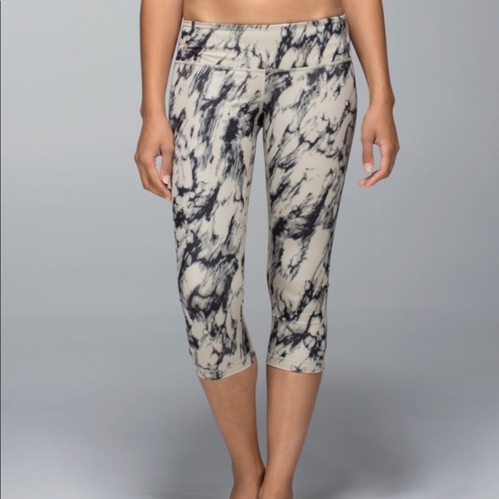 Marble Lululemon Crop Leggings